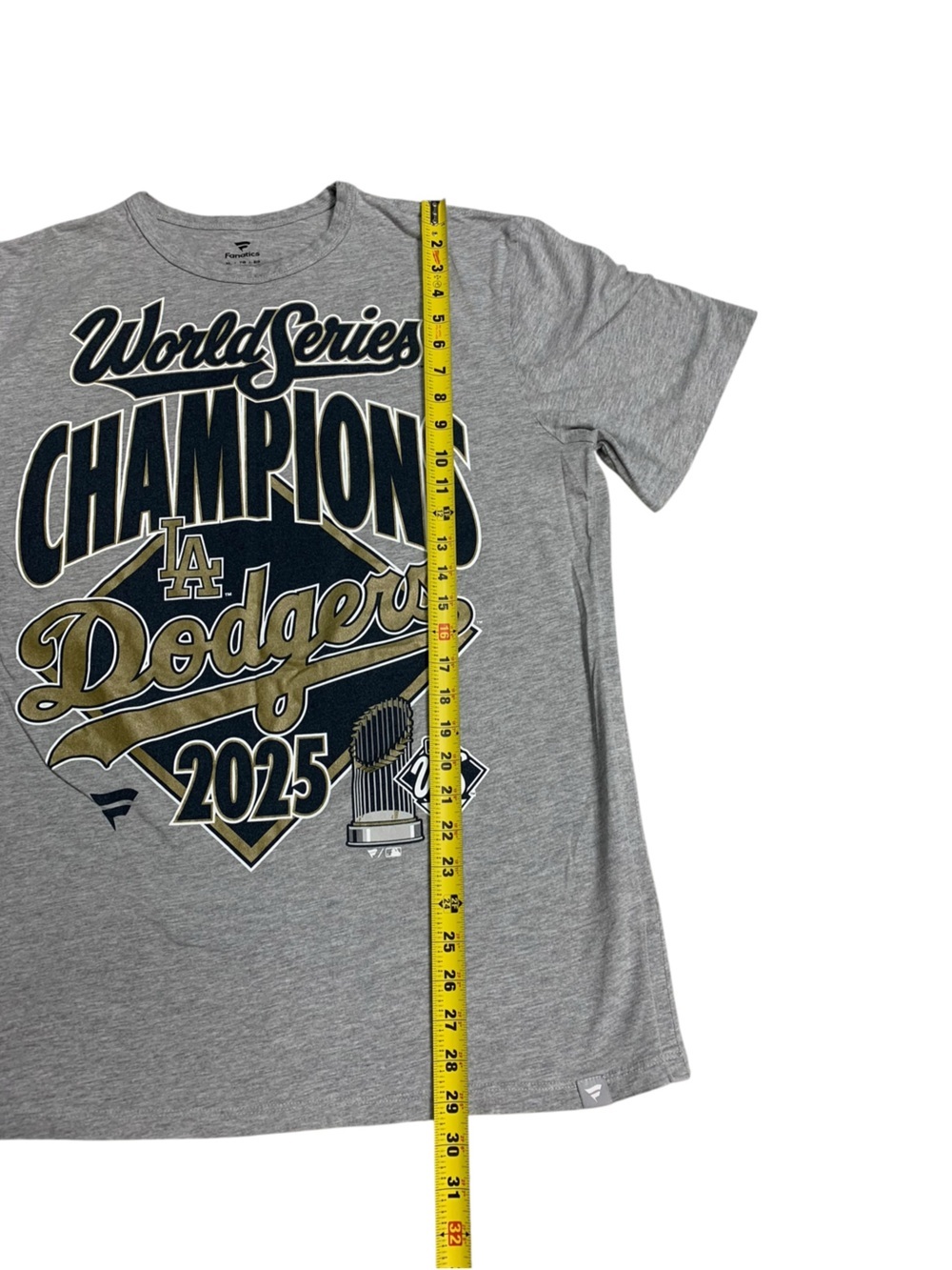Los Angeles Dodgers 2025 World Series Champions Fanatics T-Shirt XL Gray - Picture 8 of 8